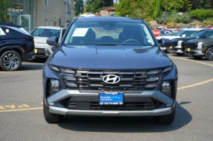 Used 2025 Hyundai TUCSON SE for sale in Lynnwood, WA — photo 2
