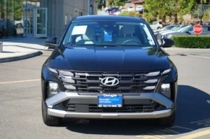 Used 2025 Hyundai TUCSON SE for sale in Lynnwood, WA — photo 2