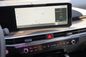 Used 2025 Kia Sorento Plug-In Hybrid SX Prestige for sale in Lynnwood, WA — photo 24