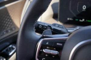 Used 2025 Kia Sorento Plug-In Hybrid SX Prestige for sale in Lynnwood, WA — photo 28
