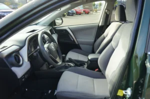 Used 2013 Toyota RAV4 XLE for sale in Lynnwood, WA — photo 10