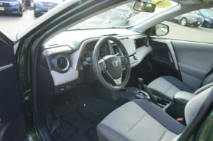 Used 2013 Toyota RAV4 XLE for sale in Lynnwood, WA — photo 13