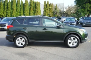 Used 2013 Toyota RAV4 XLE for sale in Lynnwood, WA — photo 5