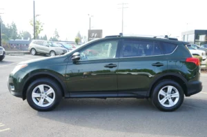 Used 2013 Toyota RAV4 XLE for sale in Lynnwood, WA — photo 6