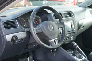 Used 2013 Volkswagen Jetta 2.0L Base for sale in Lynnwood, WA — photo 5