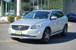 Used 2015 Volvo XC60 T6 for sale in Lynnwood, WA — photo 1