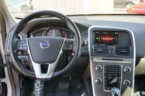 Used 2015 Volvo XC60 T6 for sale in Lynnwood, WA — photo 20