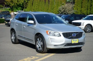 Used 2015 Volvo XC60 T6 for sale in Lynnwood, WA — photo 3
