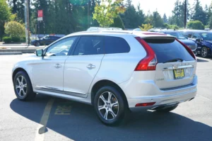 Used 2015 Volvo XC60 T6 for sale in Lynnwood, WA — photo 7