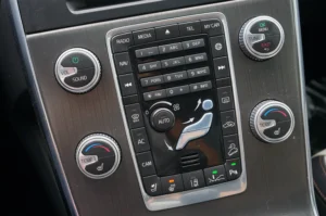 Used 2016 Volvo S60 Cross Country T5 Platinum for sale in Lynnwood, WA — photo 27
