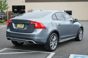 Used 2016 Volvo S60 Cross Country T5 Platinum for sale in Lynnwood, WA — photo 3