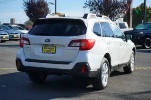 Used 2018 Subaru Outback 2.5i Premium for sale in Lynnwood, WA — photo 7