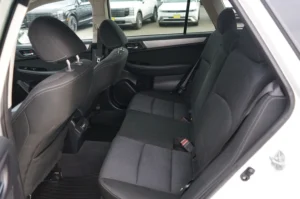 Used 2018 Subaru Outback 2.5i Premium for sale in Lynnwood, WA — photo 7