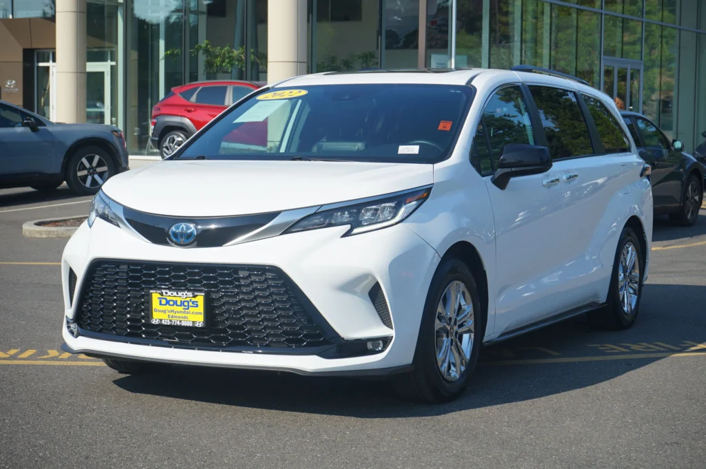 2022 Toyota Sienna XSE