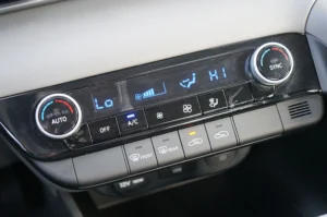 Used 2023 Hyundai ELANTRA SEL for sale in Lynnwood, WA — photo 12
