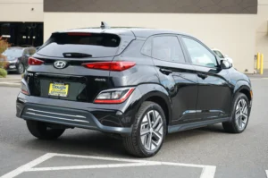 Used 2023 Hyundai Kona Electric SE for sale in Lynnwood, WA — photo 3