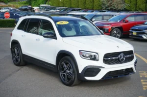 Used 2023 Mercedes-Benz GLB GLB 250 for sale in Lynnwood, WA — photo 3