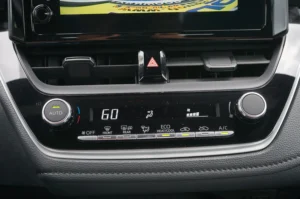 Used 2023 Toyota Corolla SE for sale in Lynnwood, WA — photo 11