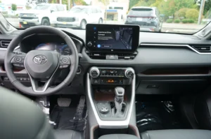 Used 2024 Toyota RAV4 Hybrid Limited for sale in Lynnwood, WA — photo 19