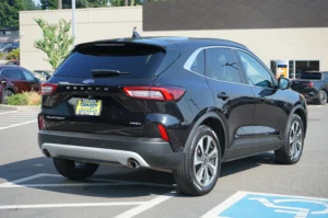 Used 2025 Ford Escape Platinum for sale in Lynnwood, WA — photo 3