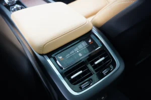 Used 2026 Volvo V60 Cross Country Ultra for sale in Lynnwood, WA — photo 28