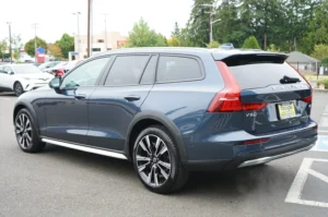 Used 2026 Volvo V60 Cross Country Ultra for sale in Lynnwood, WA — photo 6