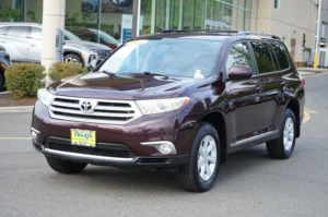 Used 2013 Toyota Highlander SE for sale in Lynnwood, WA — photo 1