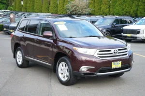 Used 2013 Toyota Highlander SE for sale in Lynnwood, WA — photo 3