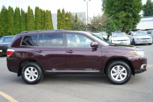 Used 2013 Toyota Highlander SE for sale in Lynnwood, WA — photo 4
