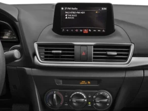 Used 2017 Mazda Mazda3 4-Door Sport for sale in Lynnwood, WA — photo 13