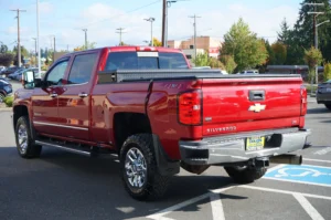 Used 2018 Chevrolet Silverado 2500HD LTZ for sale in Lynnwood, WA — photo 5