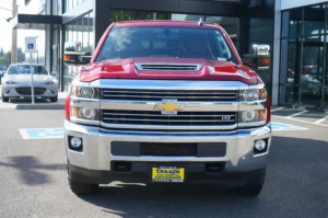 Used 2018 Chevrolet Silverado 2500HD LTZ for sale in Lynnwood, WA — photo 8