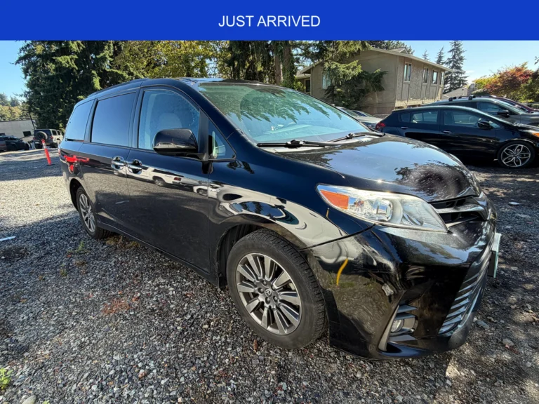 2020 Toyota Sienna XLE