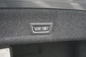 Used 2022 BMW 3 Series 330i xDrive for sale in Lynnwood, WA — photo 14