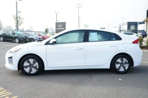 Used 2022 Hyundai IONIQ HYBRID Blue for sale in Lynnwood, WA — photo 10