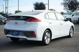 Used 2022 Hyundai IONIQ HYBRID Blue for sale in Lynnwood, WA — photo 6