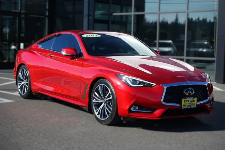 2022 INFINITI Q60 LUXE