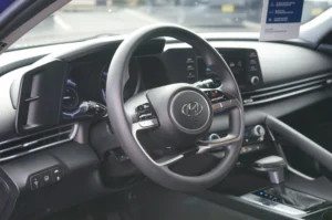 Used 2023 Hyundai ELANTRA HYBRID Blue for sale in Lynnwood, WA — photo 12