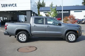 Used 2023 Nissan Frontier SV for sale in Lynnwood, WA — photo 2
