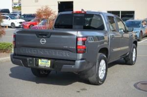 Used 2023 Nissan Frontier SV for sale in Lynnwood, WA — photo 3