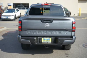 Used 2023 Nissan Frontier SV for sale in Lynnwood, WA — photo 4