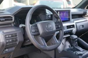 Used 2024 Toyota Tacoma 4WD SR5 for sale in Lynnwood, WA — photo 17