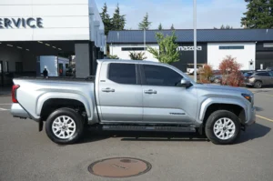 Used 2024 Toyota Tacoma 4WD SR5 for sale in Lynnwood, WA — photo 2