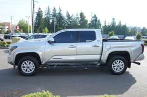 Used 2024 Toyota Tacoma 4WD SR5 for sale in Lynnwood, WA — photo 6