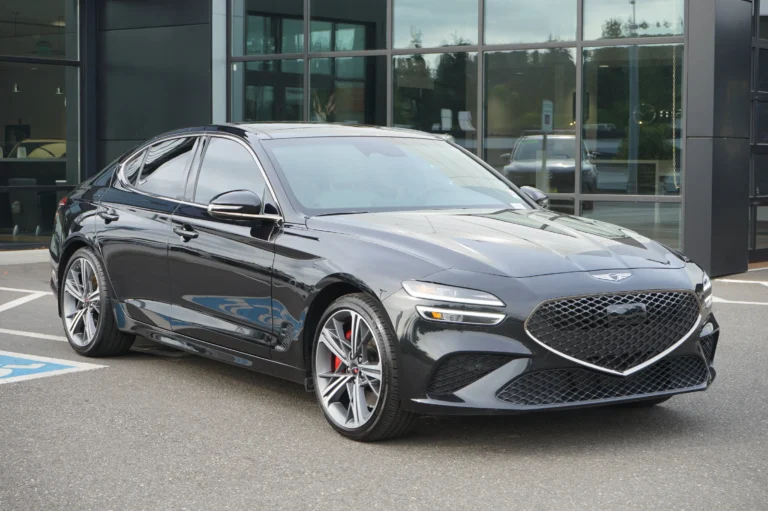 2025 Genesis G70 2.5T
