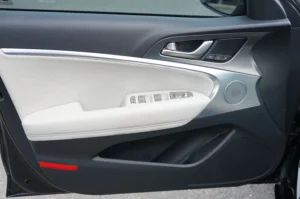 Used 2025 Genesis G70 2.5T for sale in Lynnwood, WA — photo 17
