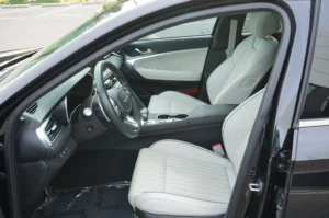 Used 2025 Genesis G70 2.5T for sale in Lynnwood, WA — photo 21