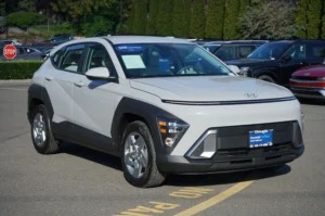 Used 2025 Hyundai KONA SE for sale in Lynnwood, WA — photo 3