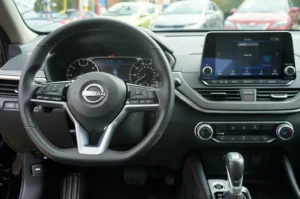 Used 2025 Nissan Altima SR for sale in Lynnwood, WA — photo 19