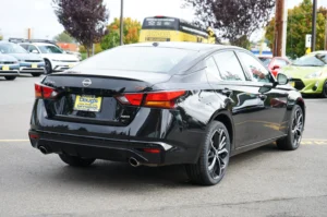 Used 2025 Nissan Altima SR for sale in Lynnwood, WA — photo 6